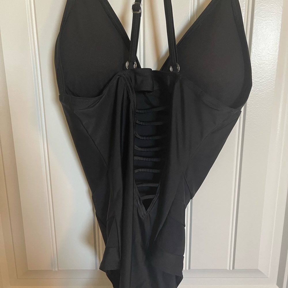 Bawdy swimsuit - Picture 2 of 4